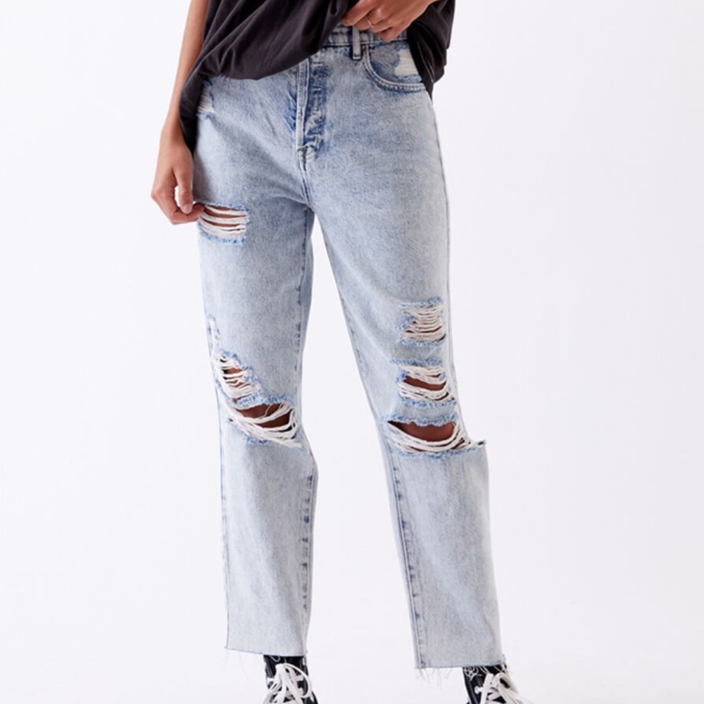 Pacsun Distressed Light High Waisted Straight Leg Jeans - Size 28